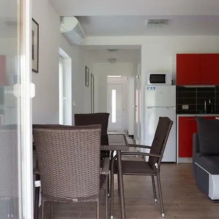 Apartment Apartman Parenzzzo